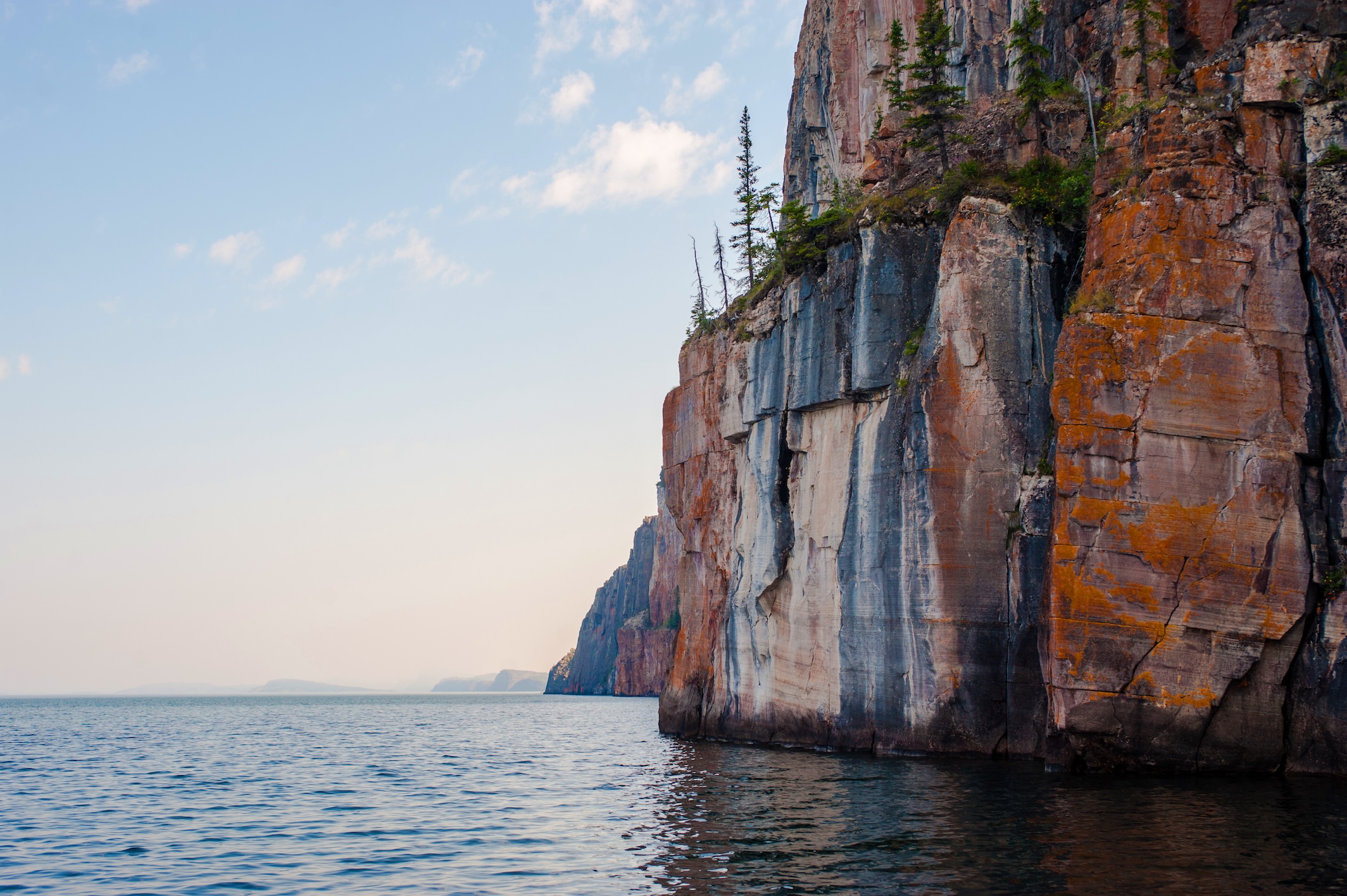 Sonnenuntergang in Lutsel'Ke - Credit: Pat Kane & NWTT